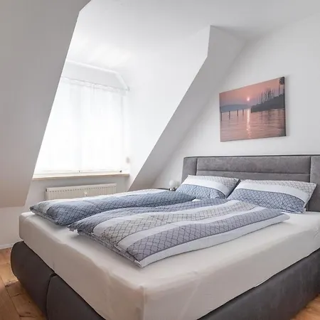 Ferienwohnung Bodenseeufer Apartament Uberlingen
